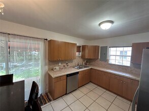 5220 SW 5th St in Coral Gables, FL - Building Photo - Building Photo