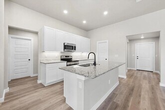 2013 132nd St in Lubbock, TX - Building Photo - Building Photo