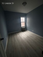 51 Linden St in Yonkers, NY - Building Photo - Building Photo