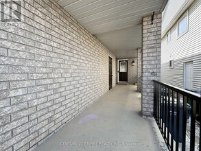 24 Tiller Trail in Brampton, ON - Building Photo - Building Photo