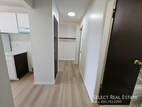 33924 George Ferguson Way in Abbotsford, BC - Building Photo - Building Photo