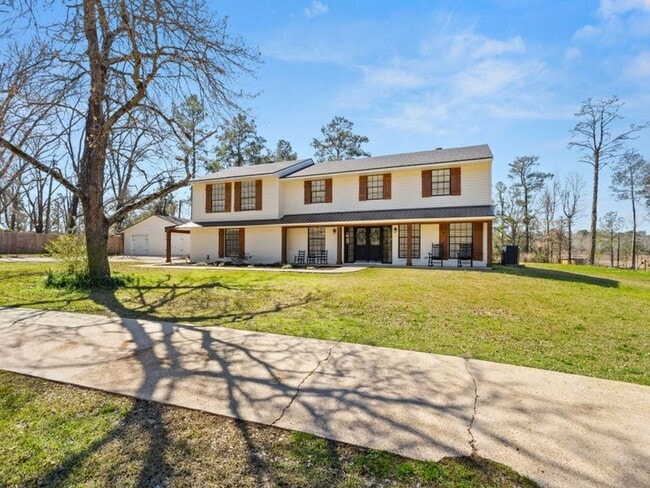 property at 1691 Lake Vernon Rd