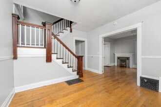 1314 Oak St in Kalamazoo, MI - Building Photo - Building Photo