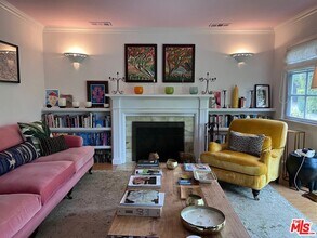 574 Stassi Ln in Santa Monica, CA - Building Photo - Building Photo