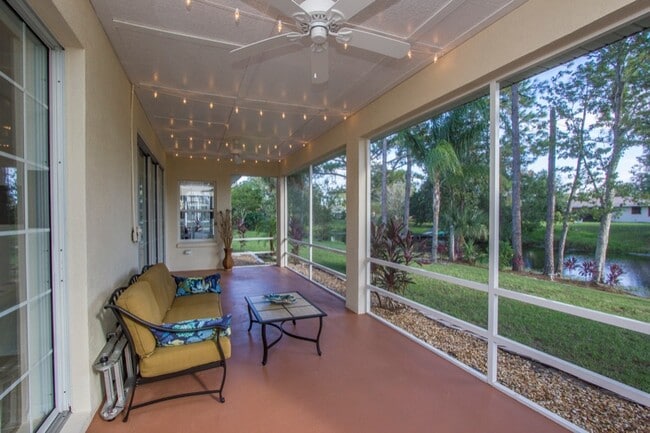 92 Belleaire Dr in Palm Coast, FL - Building Photo - Building Photo