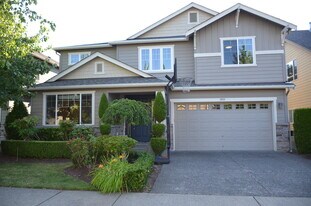 11031 Muirwood Way NE in Redmond, WA - Building Photo