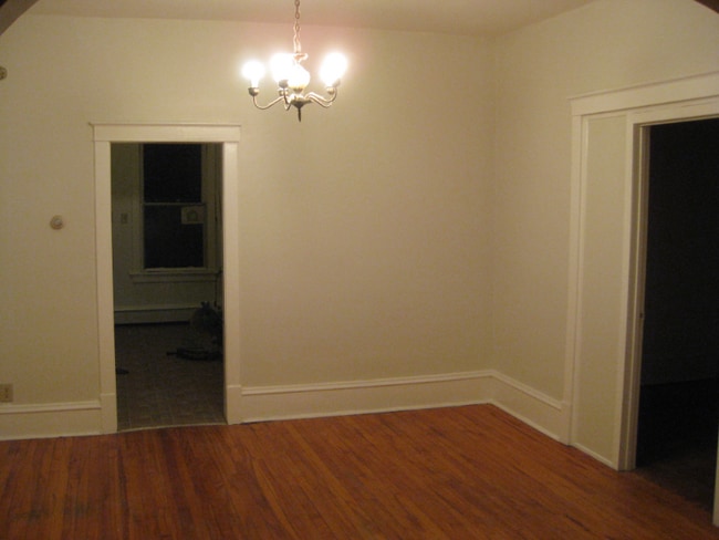 2907 12th Ave S