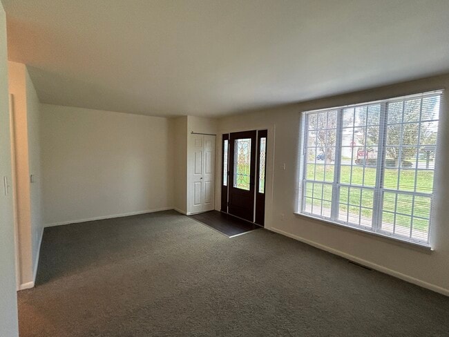 4 Village Pointe Ln in Danville, PA - Building Photo - Building Photo