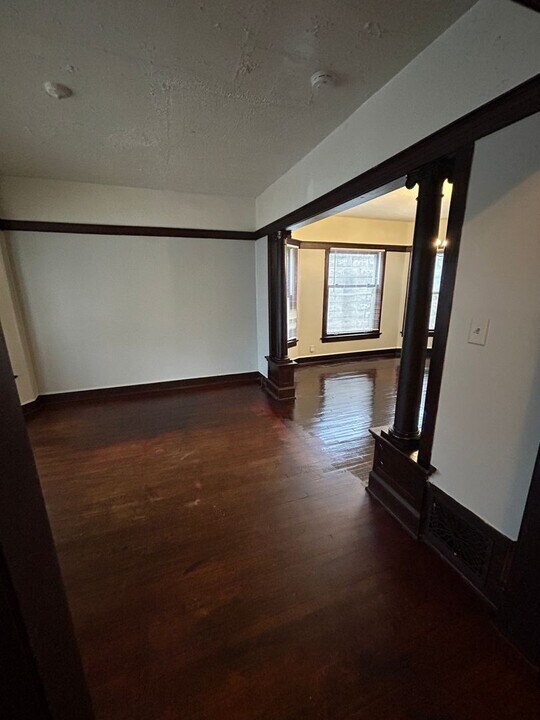 2621 N 15th St in Milwaukee, WI - Building Photo