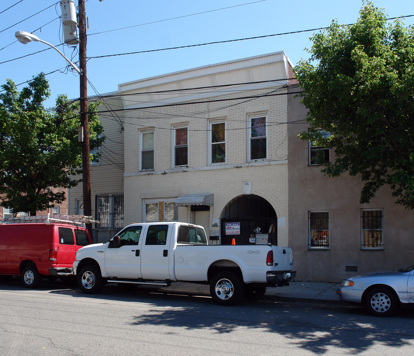 89 Delancy St in Newark, NJ - Foto de edificio