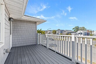 538 W Hudson St in Long Beach, NY - Building Photo - Building Photo