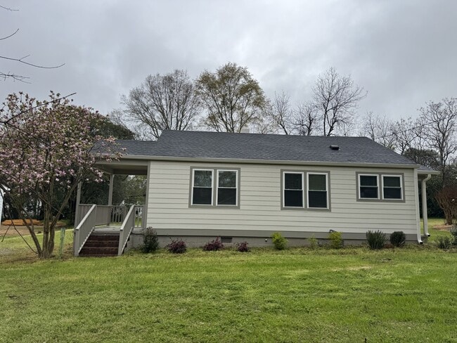 property at 1020 Hodges Ave