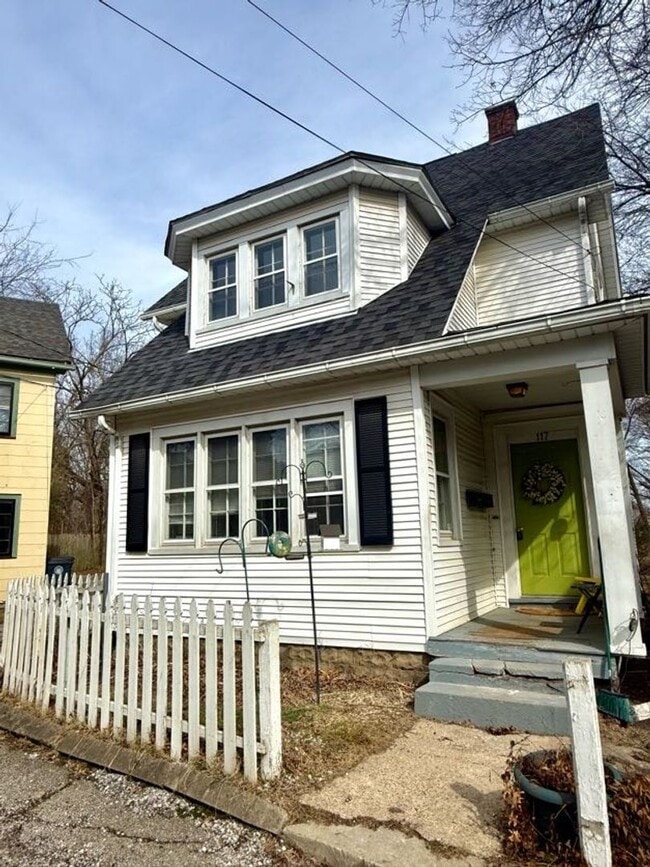 property at 117 Westmoreland Terrace