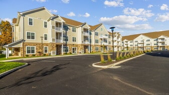 104 Episcopal Rd in Berlin, CT - Building Photo