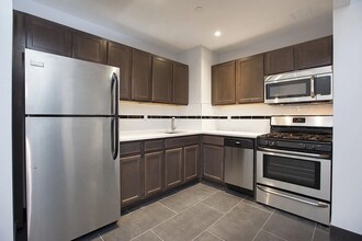 164 Attorney St in New York, NY - Building Photo - Building Photo