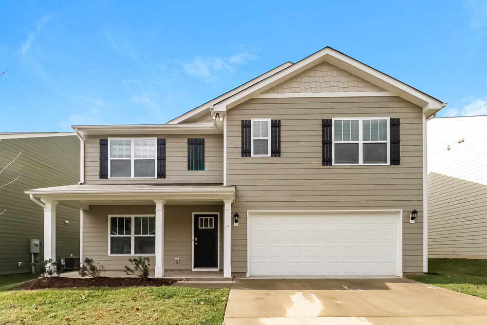 118 Switchgrass Lp, Unit C207 in Fairview, NC - Foto de edificio