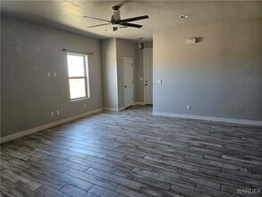 3419 Fairfax St in Kingman, AZ - Foto de edificio - Building Photo