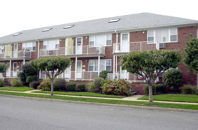 201-203 3rd Ave in Belmar, NJ - Building Photo - Building Photo