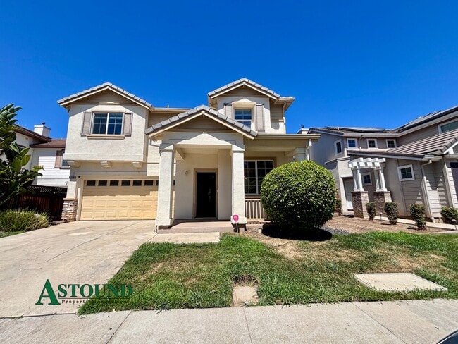 property at 1268 Picadilly Ln