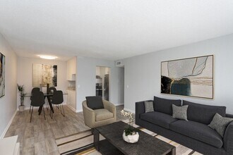 Mosaic Apartments in Nashville, TN - Building Photo - Building Photo