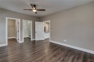 4597 NY-31 in Clay, NY - Building Photo