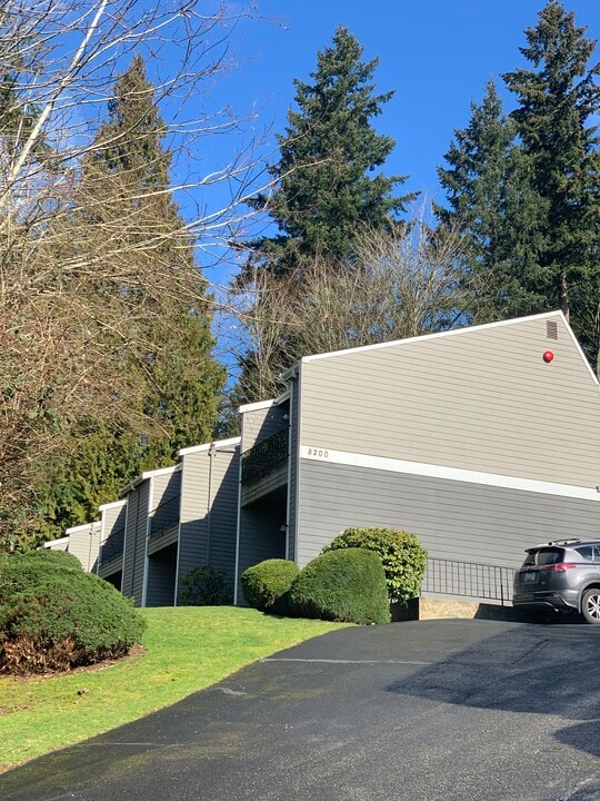 West View Apartments in Redmond, WA - Foto de edificio