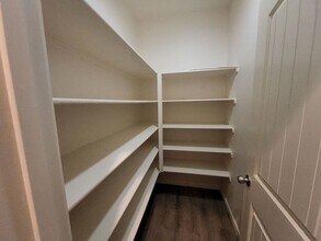 5815 Pearl Ridge Dr in Bakersfield, CA - Building Photo - Building Photo