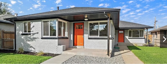 property at 3233 Jasmine St