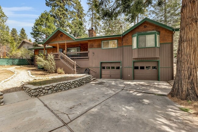property at 25420 Lodge Rd