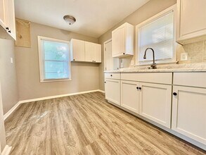 1317 N Kaley St in South Bend, IN - Foto de edificio - Building Photo