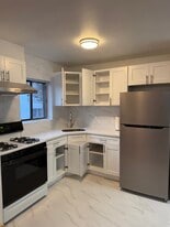 59-09 48th Ave, Unit 3 in Queens, NY - Building Photo