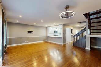 333 Redwing Dr in Deerfield, IL - Building Photo - Building Photo