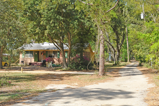 7655 Lawton St in Pensacola, FL - Building Photo - Building Photo