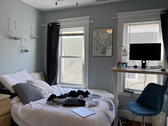 305 Highland Ave, Unit 3 in Somerville, MA - Building Photo - Building Photo