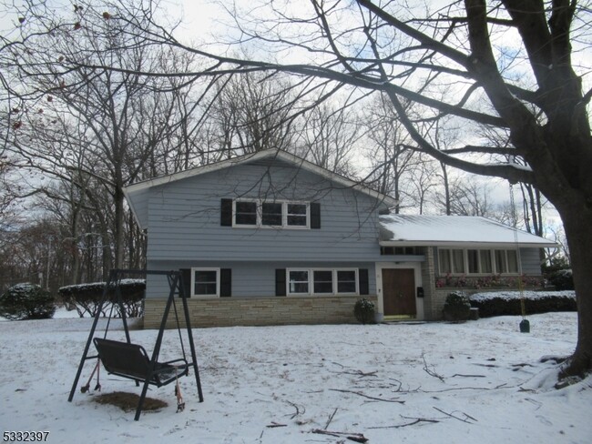 26 Claredon Terrace in Dover, NJ - Building Photo - Building Photo