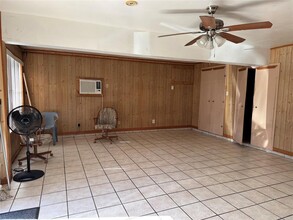 1504 Avenue J in Huntsville, TX - Building Photo - Building Photo