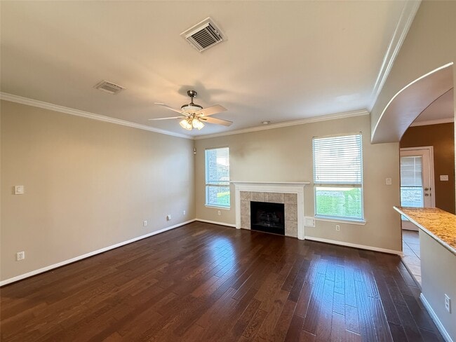 3808 Travis Lake Ct