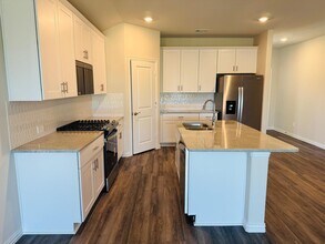 801 Easthill Dr in McKinney, TX - Building Photo - Building Photo