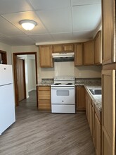 204 New Boston St, Unit 1 in Canastota, NY - Building Photo - Building Photo