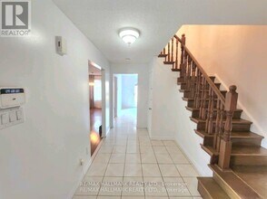 71 Ecclestone Dr in Brampton, ON - Building Photo - Building Photo