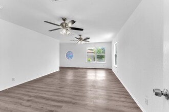 1115 Ranger Peak in San Antonio, TX - Building Photo - Building Photo