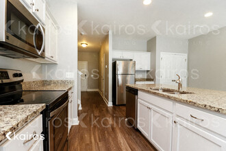 102 Regis Way in Richmond Hill, GA - Building Photo - Building Photo