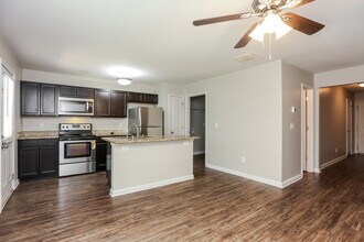 2205 Marlin Dr in Mcdonough, GA - Building Photo - Building Photo