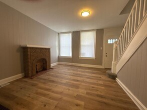 3 N Abington Ave in Baltimore, MD - Building Photo - Building Photo