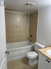 2772 Keele St in Toronto, ON - Building Photo - Building Photo