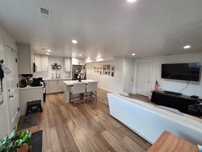 7046 N Silver Creek Way in Eagle Mountain, UT - Building Photo - Building Photo