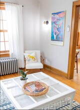 1802 E Howard Ave, Unit 2 in Milwaukee, WI - Building Photo - Building Photo