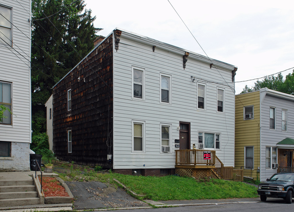 17 Sherman Ave in Troy, NY - Building Photo