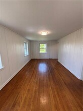 230 Center Grange Rd in Aliquippa, PA - Building Photo - Building Photo