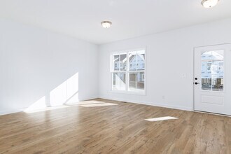 3026 Deptford St in Blacksburg, VA - Foto de edificio - Building Photo